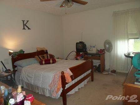 4th image of 3929 Forest Green Dr