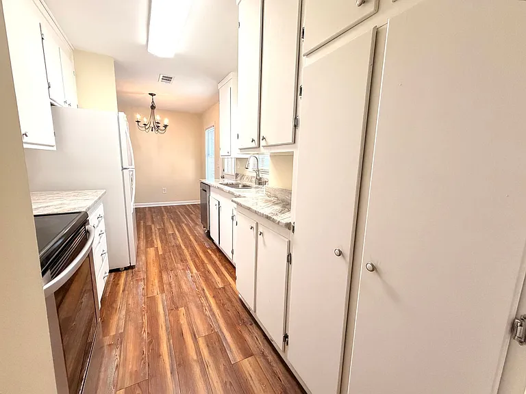 639B Windermere Blvd — Photo 9