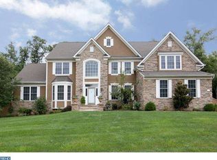 235 Cecelia Acres Dr, Ivyland, PA 18974