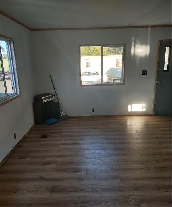 216 W Curtis St Aberdeen WA Zillow