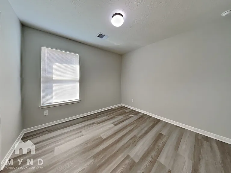627 Coyote Canyon Ct — Photo 18