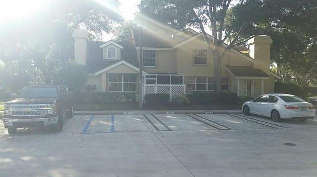 1st image of 402 Andover Ct