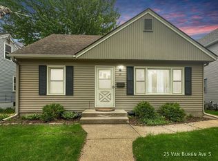 25 Van Buren Ave S, Hopkins, MN 55343