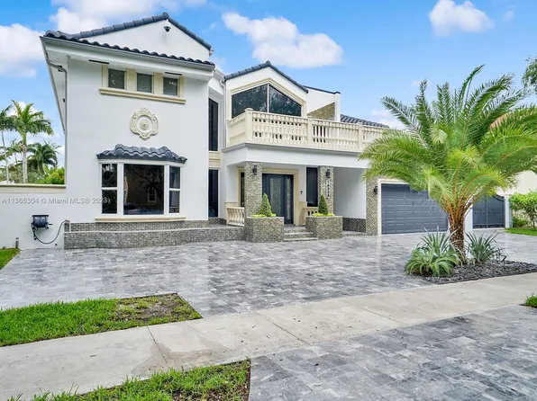 16338 NW 86th Ct, Miami Lakes, FL 33016