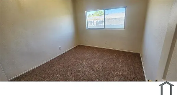 3 bed, 950 sqft, $3,150 — Photo 4