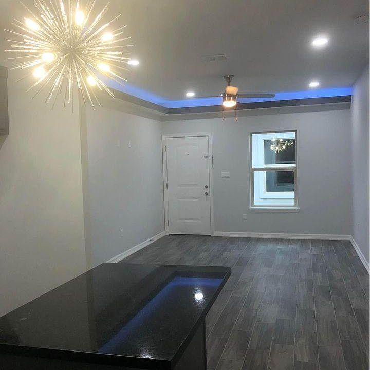 1st image of 1101 W La Pointe Ave #1