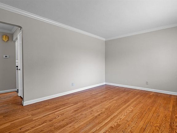 5th image of 6813 Garner Ave