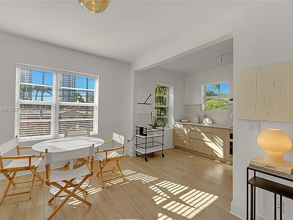 3rd image of 4812 Pine Tree Dr APT 209