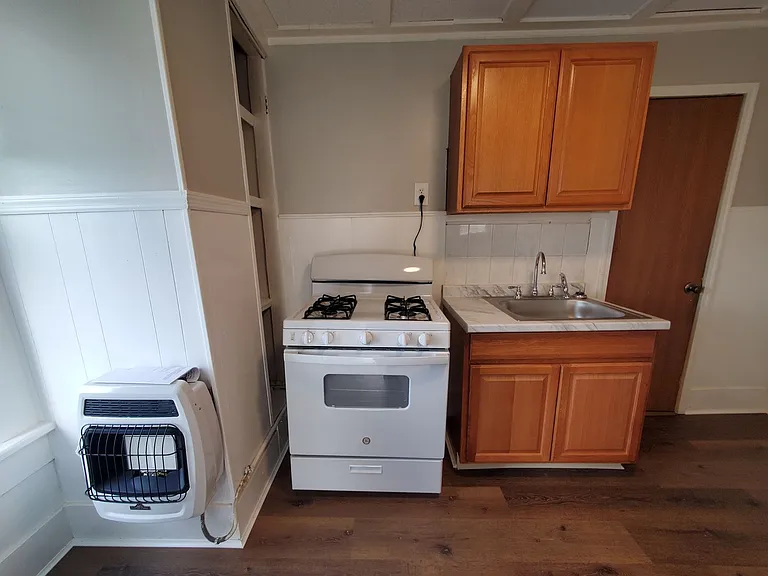 30-32 N Miami Ave — Photo 9