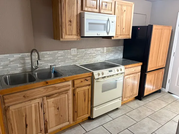 300 W Jefferson Ave, Hayden, CO