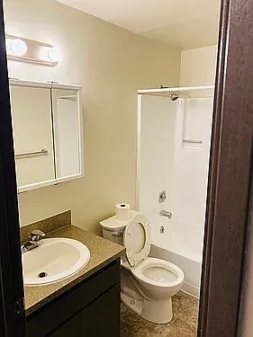 Casita Villa Apartments — Photo 13