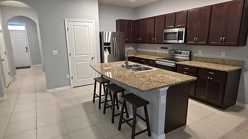 6920 Breezy Palm Dr Photo 1