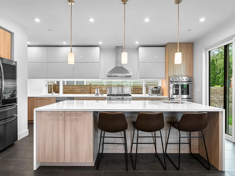 6010 Wilmett Rd — Photo 14