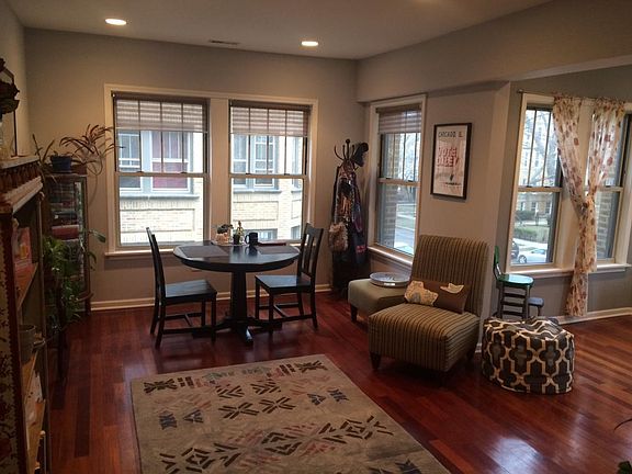 2nd image of 1366 W Greenleaf Ave #2