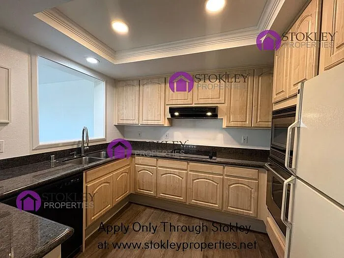 3 bed, 2.5 bath, 1783 sqft, $3,000 — Photo 3