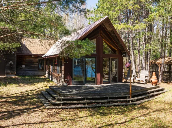 632 Voyageur Rd, Ely, MN 55731