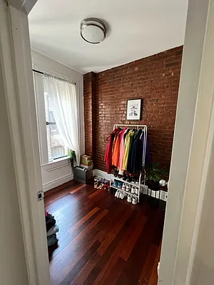 Rented by Manhattan Dwelling Corporation | media 12