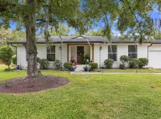 1281 Redeemer Dr, Hanahan, SC 29410