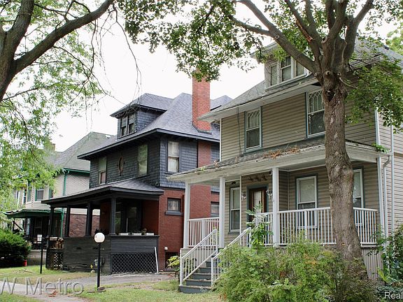 3rd image of 245 Woodland St