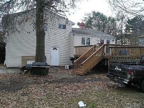 2nd image of 223 Nolin St