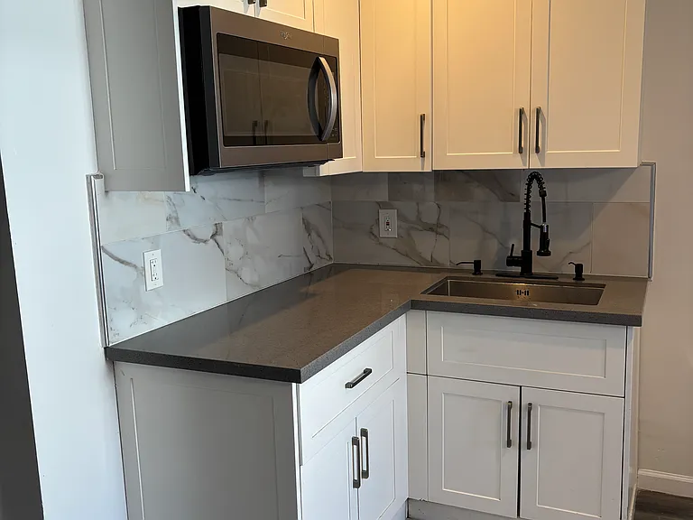 Kitchen sink and countertop