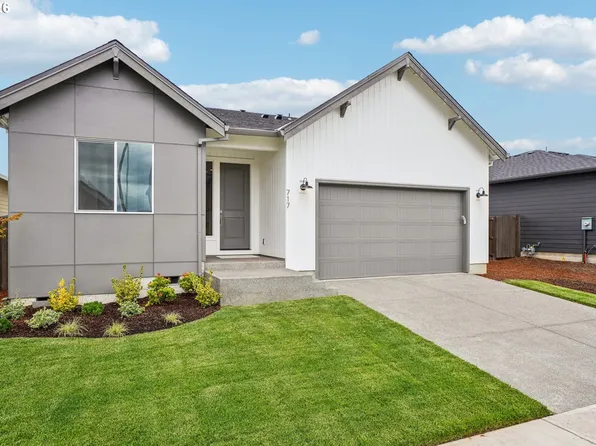 717 Magnolia Ave, Woodburn, OR 97071