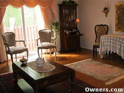 1st image of 2985 Heatherwood Ct