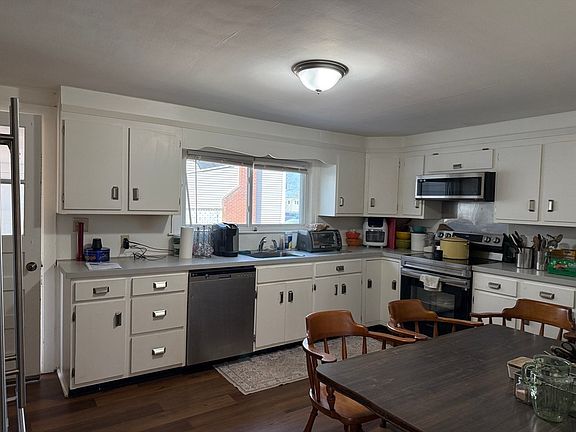 3rd image of 21 Spaulding St