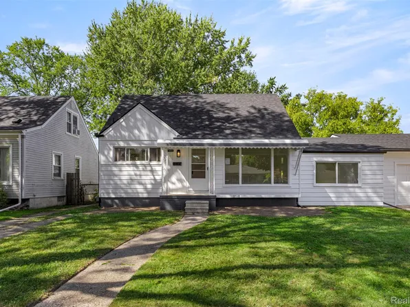 5925 Gilman St, Garden City, MI 48135