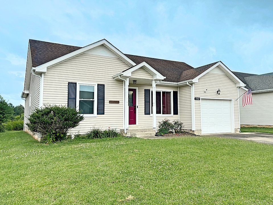 1st image of 542 Fox Trot Dr