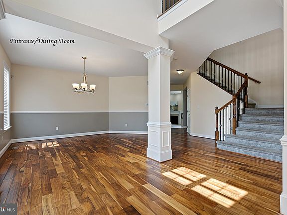 4th image of 1124 E Founds St