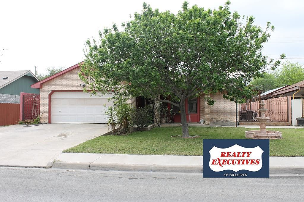 1334 Paseo De Encinal Dr, Eagle Pass, TX 78852 Zillow