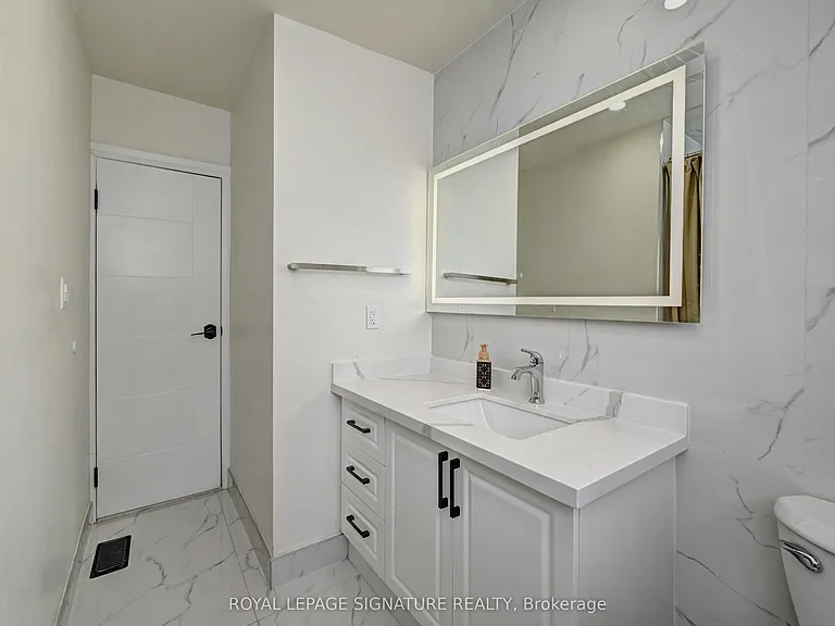 240 Stonybrook Dr — Photo 34