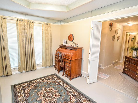 5th image of 2315 Carrollwood Ln