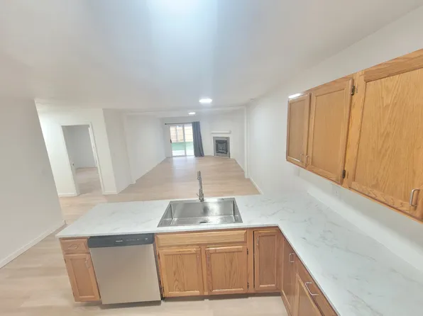 172 Westhaven Dr, Troy, OH 45373
