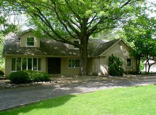 8S220 College Rd, Naperville, IL 60540