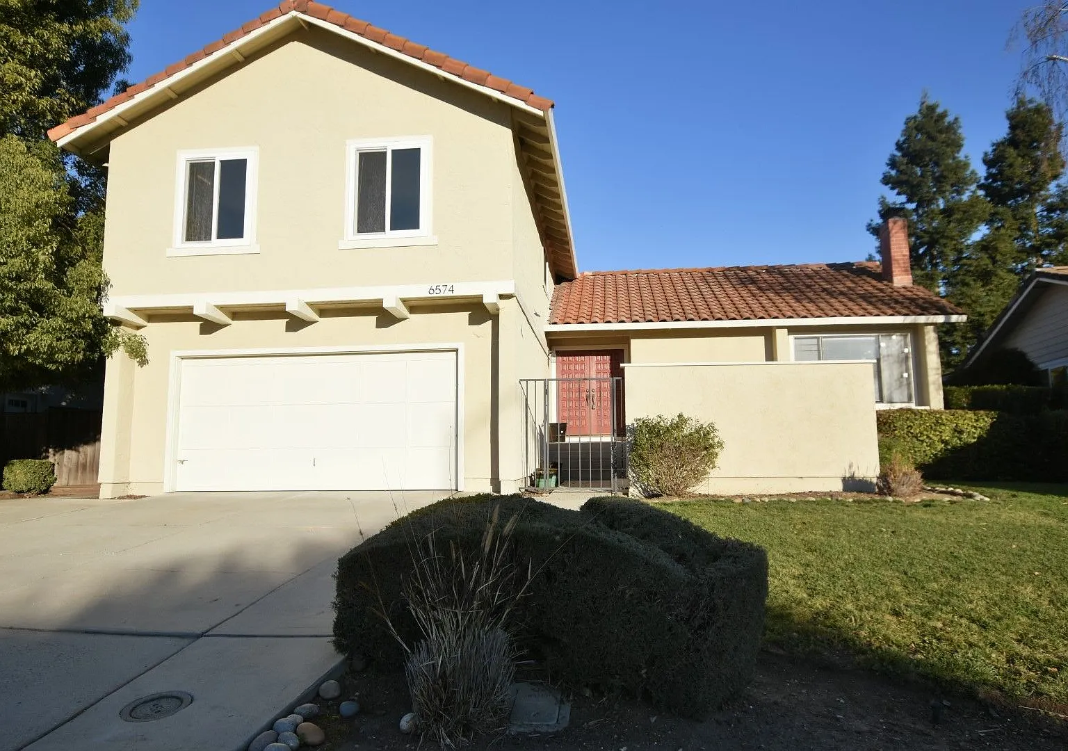 Bright & Remodeled 4 Bedroom 2.5 Bath Home in Almaden! — Photo 1