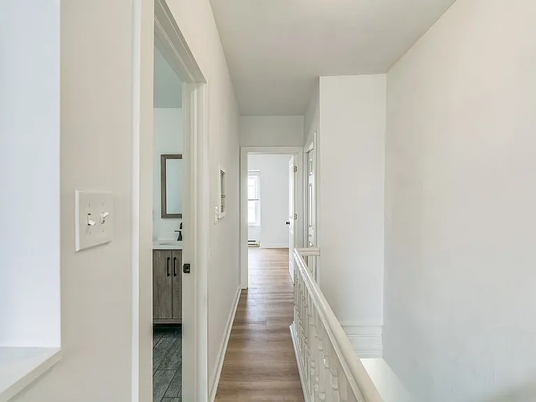 5536 Chester Ave — Photo 11