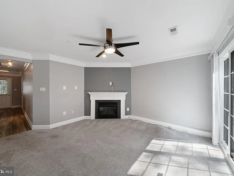 18613 Village Fountain Dr — Photo 10