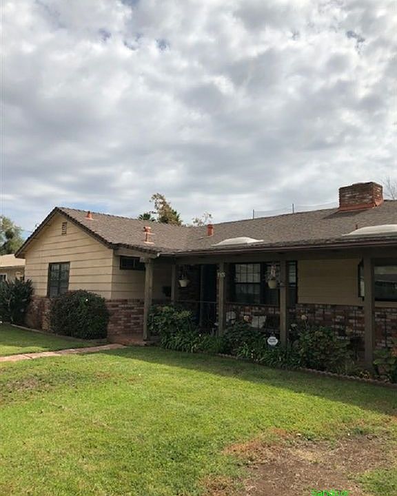 1st image of 8905 Carlton Oaks Dr