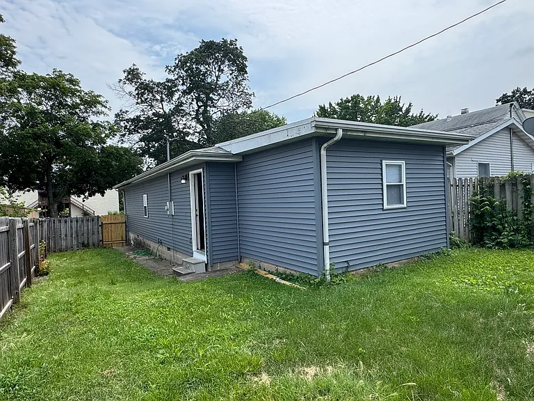 121 N Parker Ave — Photo 12