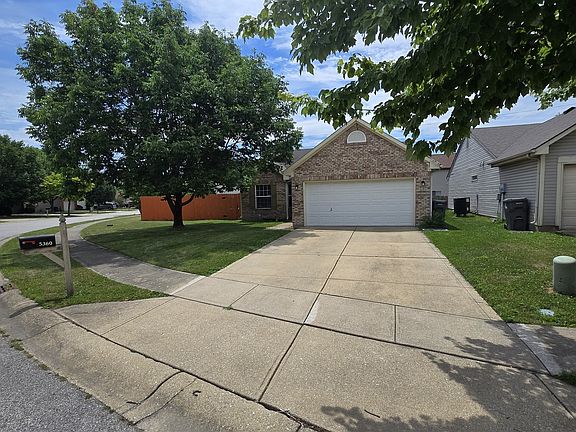 2nd image of 5360 Lakeside Manor Dr