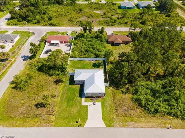 2916 9th ST SW, LEHIGH ACRES, FL 33976