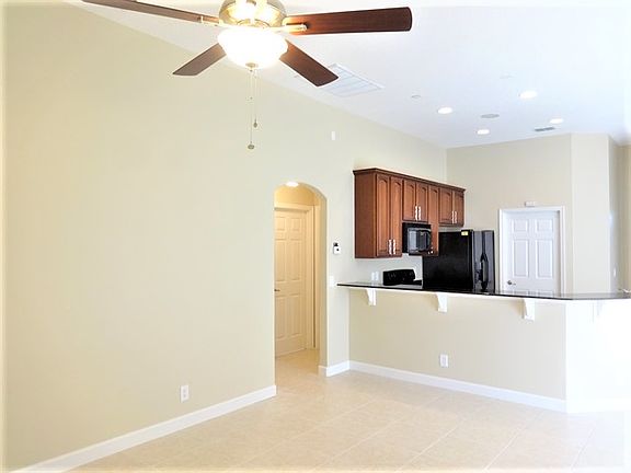 5th image of 5940 NW Foust Cir