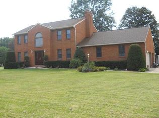 714 Wards Corner Rd, Loveland, OH 45140