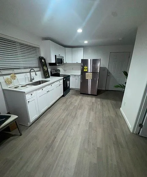 7960 Tampa Ave — Photo 7