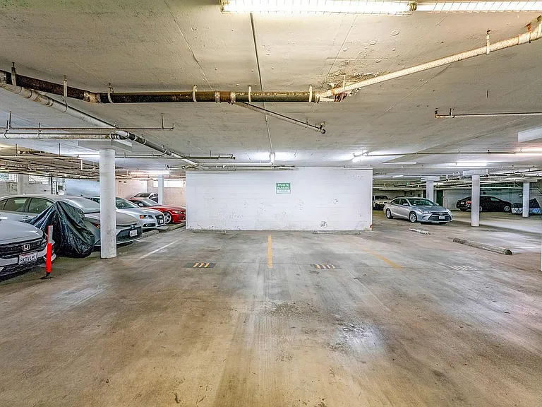 64 N Mar Vista Ave #230 — Photo 22