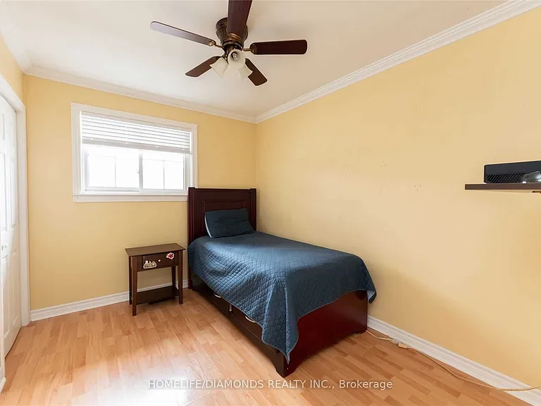 87 Raylawn Cres #UPPER — Photo 12