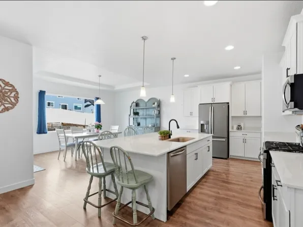 1155 S Red Barn View Dr, Santaquin, UT 84655