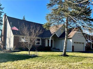 138 Misty Ln, East Amherst, NY 14051